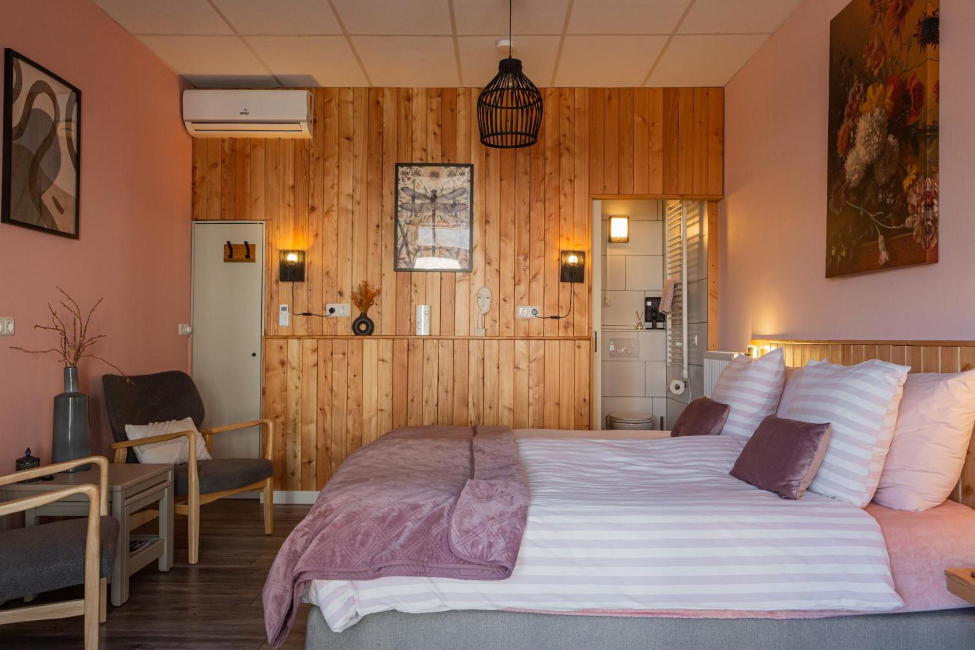 B&B Het Gelders Buitenleven Overasselt ภายนอก รูปภาพ